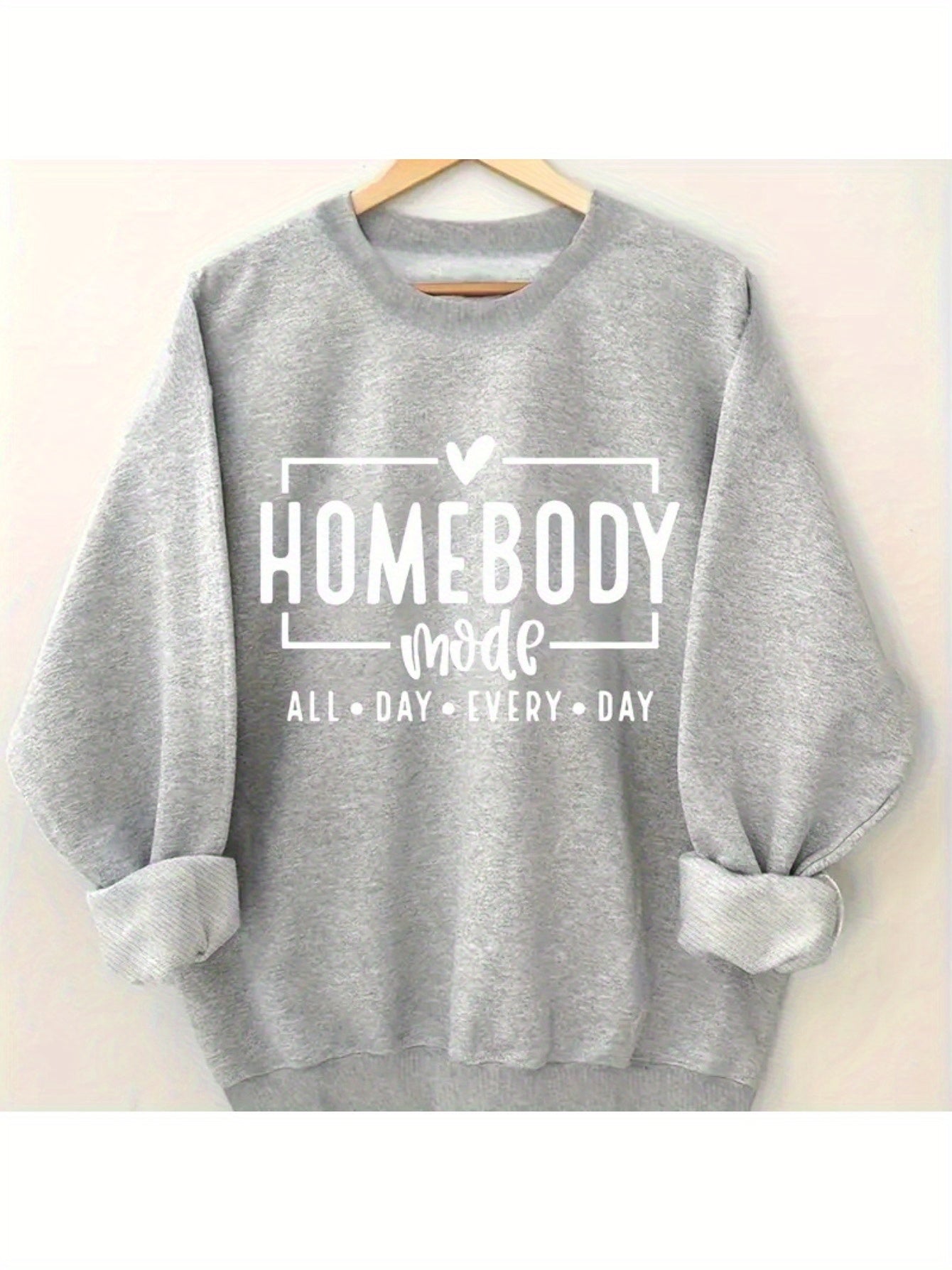 Cozy Sweatshirt Soft Cozy 1pc Women's Graphic Crew Neck Sweatshirt | Light Grey, Casual Long Sleeve with Heart & Letter Print Design for Fall/Winter