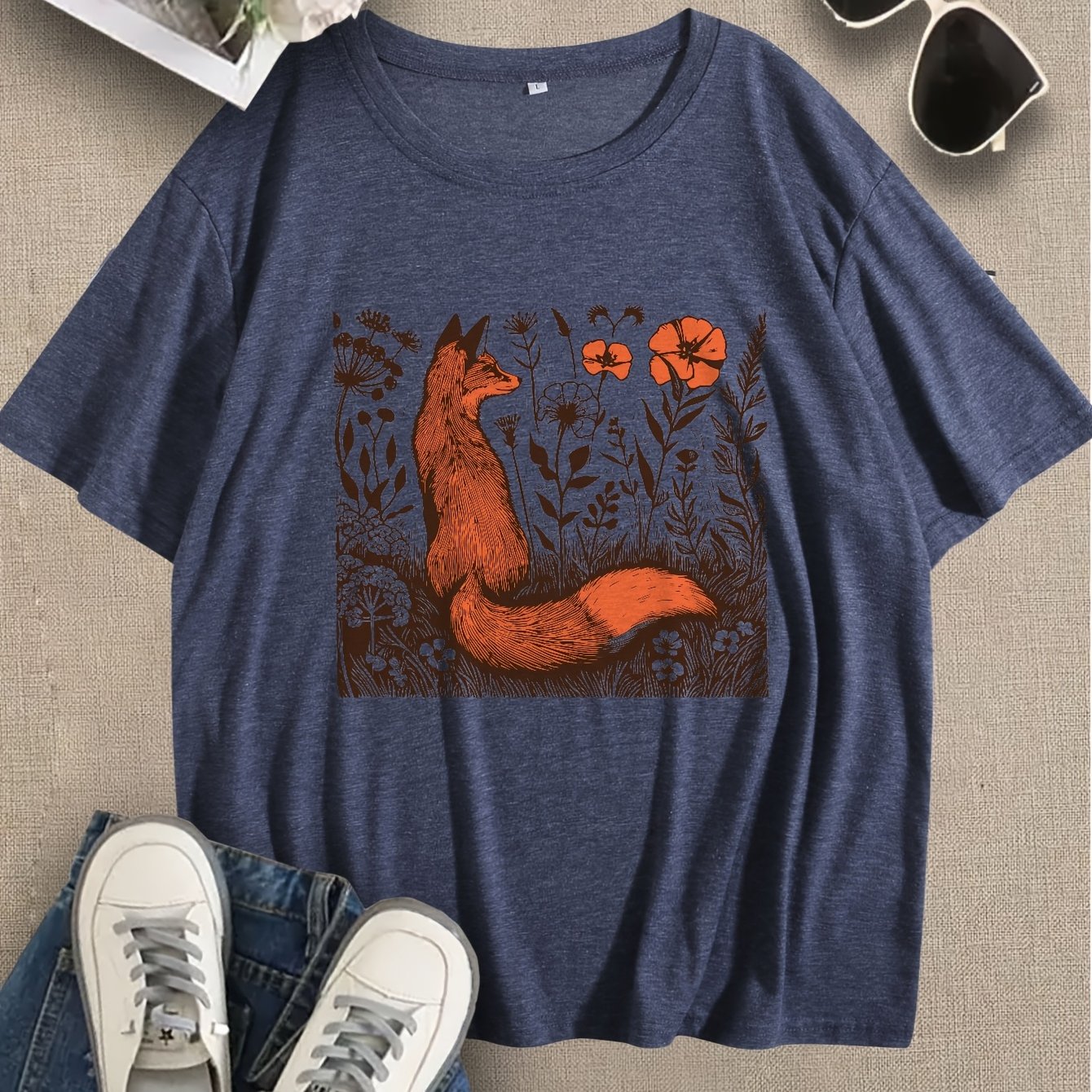 [Soft Cotton T-Shirt] Soft Cotton Women's Rustic Fox & Floral Graphic T-Shirt | High Elasticity Breathable Streetwear Top for Spring/Summer, Casual Daily Wear, Machine Washable Gift, Ladies T Shirts, Everyday Comfort, Streets