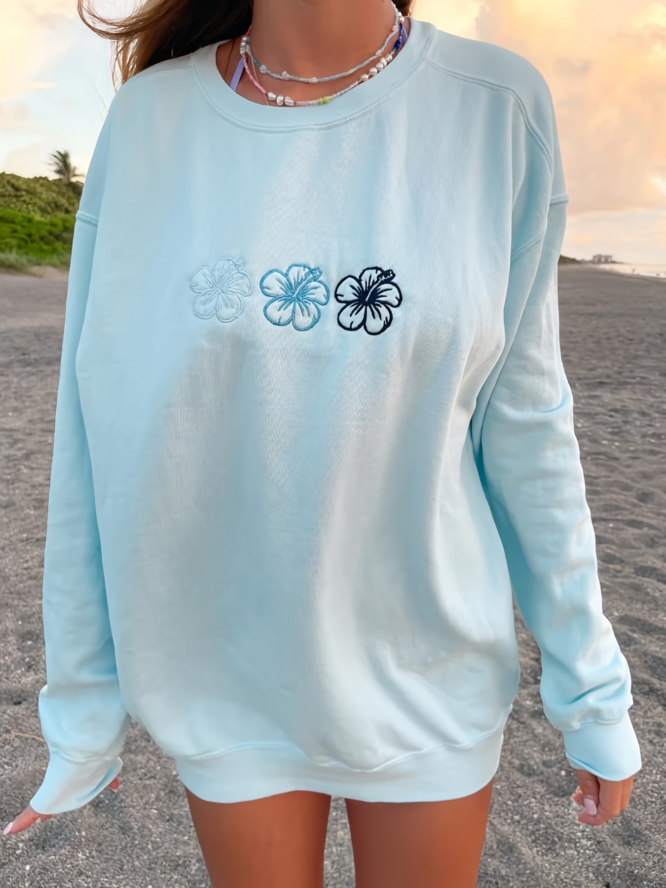 Women'S Long-Sleeved Round Neck Light Blue Butterfly Pattern Three-Color Round Neck Sports Sweatshirt Suitable for Going Out And Partying Streetwear