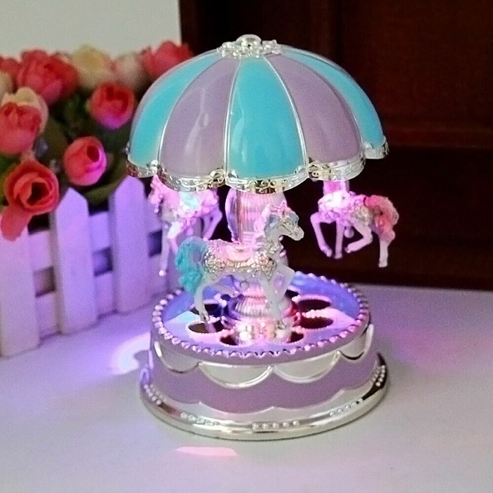 Enchanting Musical Carousel Figurine - 3-Horse Rotating Music Box for Youngsters, Perfect for Christmas & Birthday Decor, Christmas Village House, Girl And Boy, Gorgeous Style