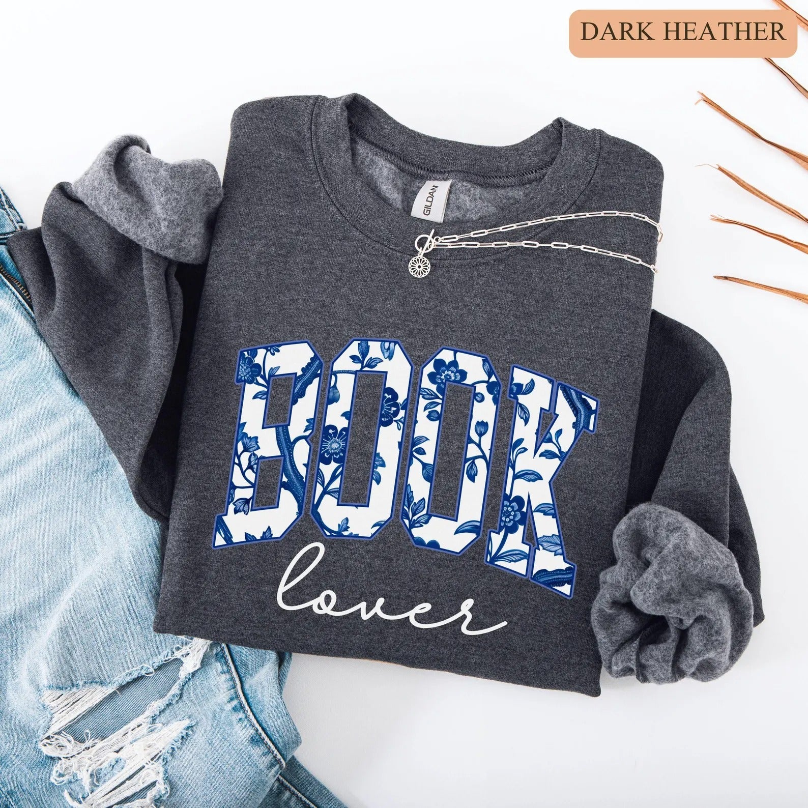 Cute Book Lover Sweatshirt, Bookworm Crewneck, Reading Club, Librarian Gift, Bookish Merch, Reader, Teacher Gift, Book Girly Top, Read Book
