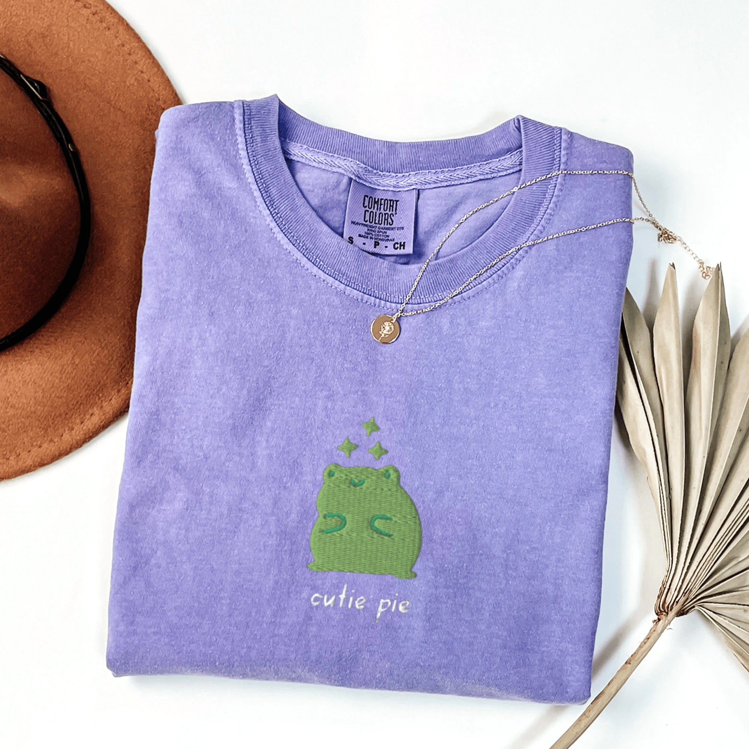Comfort Colors Frog Cutie Pie Shirt, Embroidered Frog Crewneck, Cute Animal Shirt, Embroidered Frog Shirt, Cute Embroidered T-Shirt
