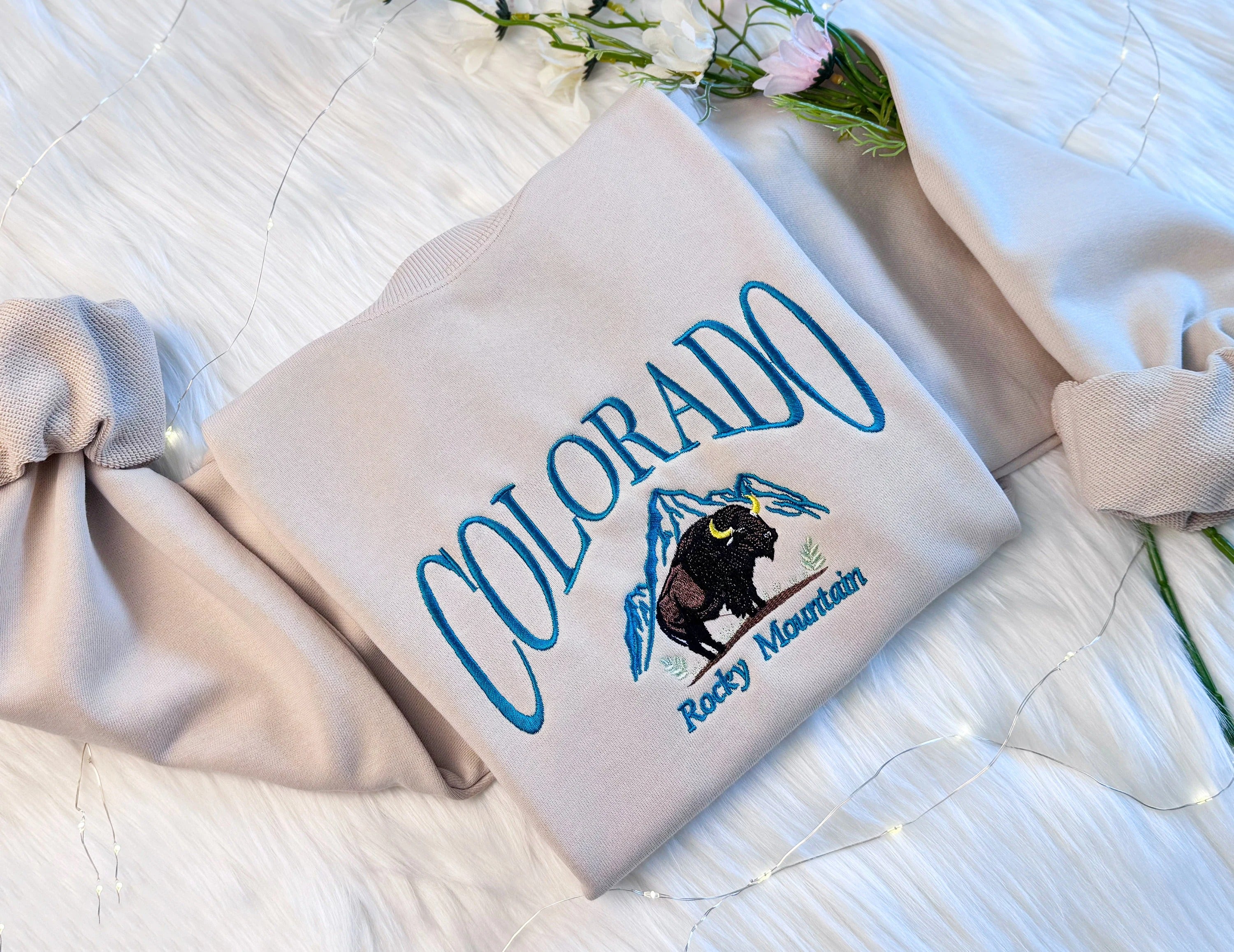 olorado Bison Embroidered T-shirt | Embroidered Unisex Sweatshirt | Crew Neck Sweatshirt