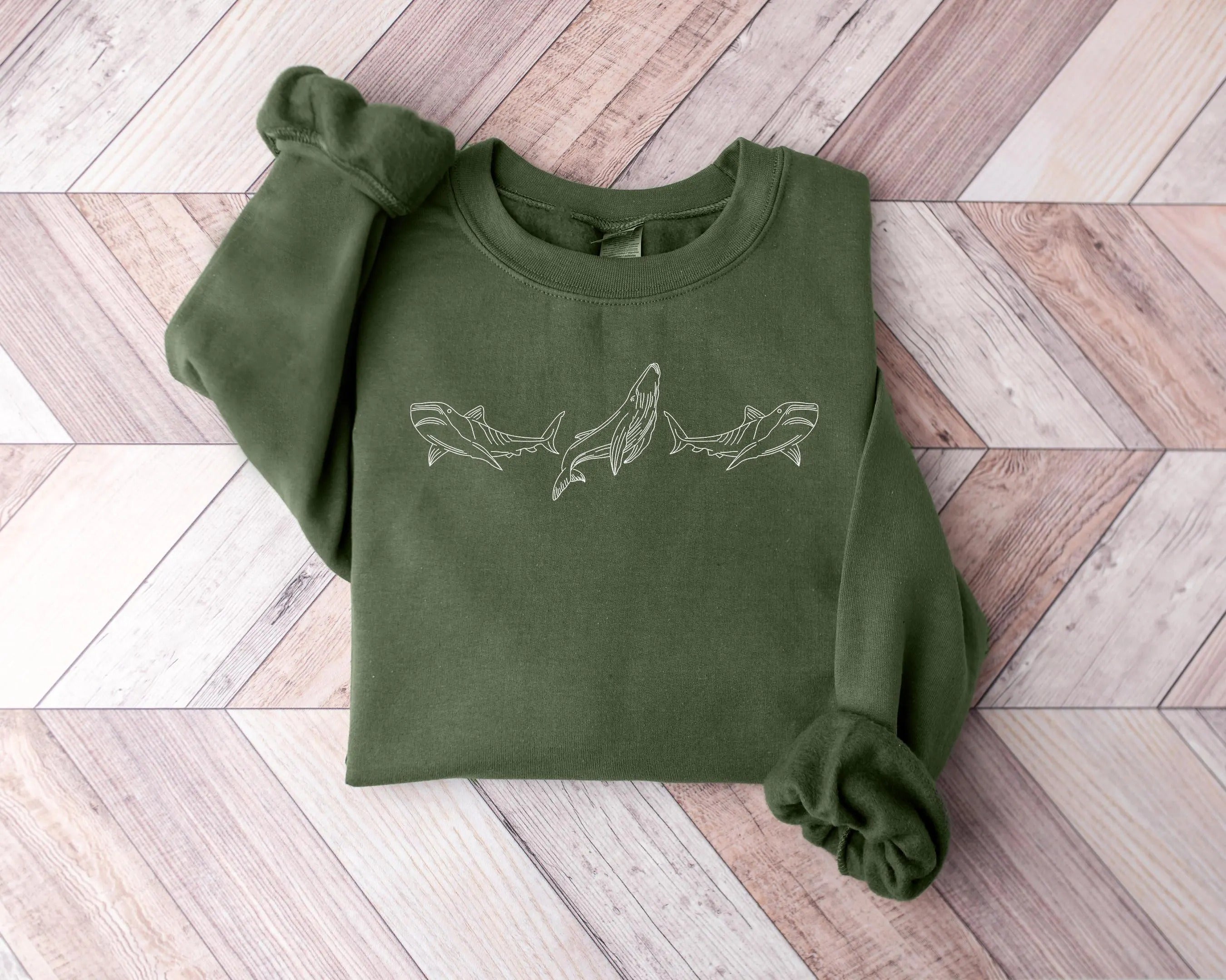 Embroidered Silly Goose Sweatshirt, Got too silly Embroidered Sweatshirt, Goose Crewneck, Silly Goose Sweatshirt, Funny Sweatshirt Gift (Copy)